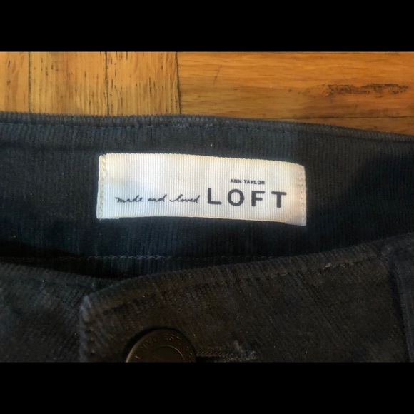 Like New Green Loft Corduroy Pants - Picture 4 of 4